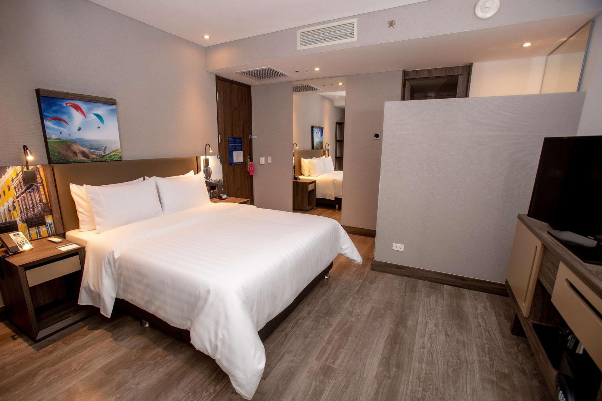 Hampton By Hilton Lima San Isidro Otel Dış mekan fotoğraf